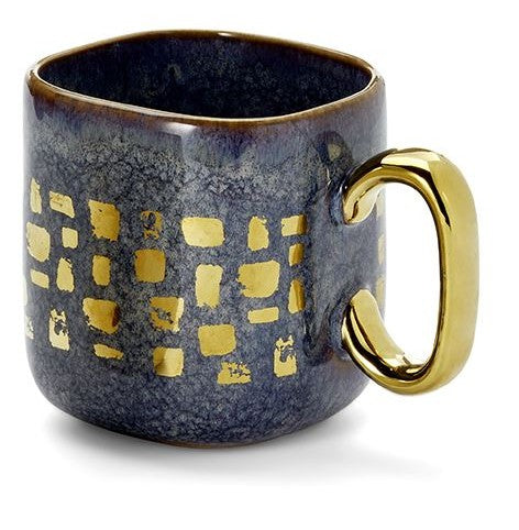 Mok met gouden oor
